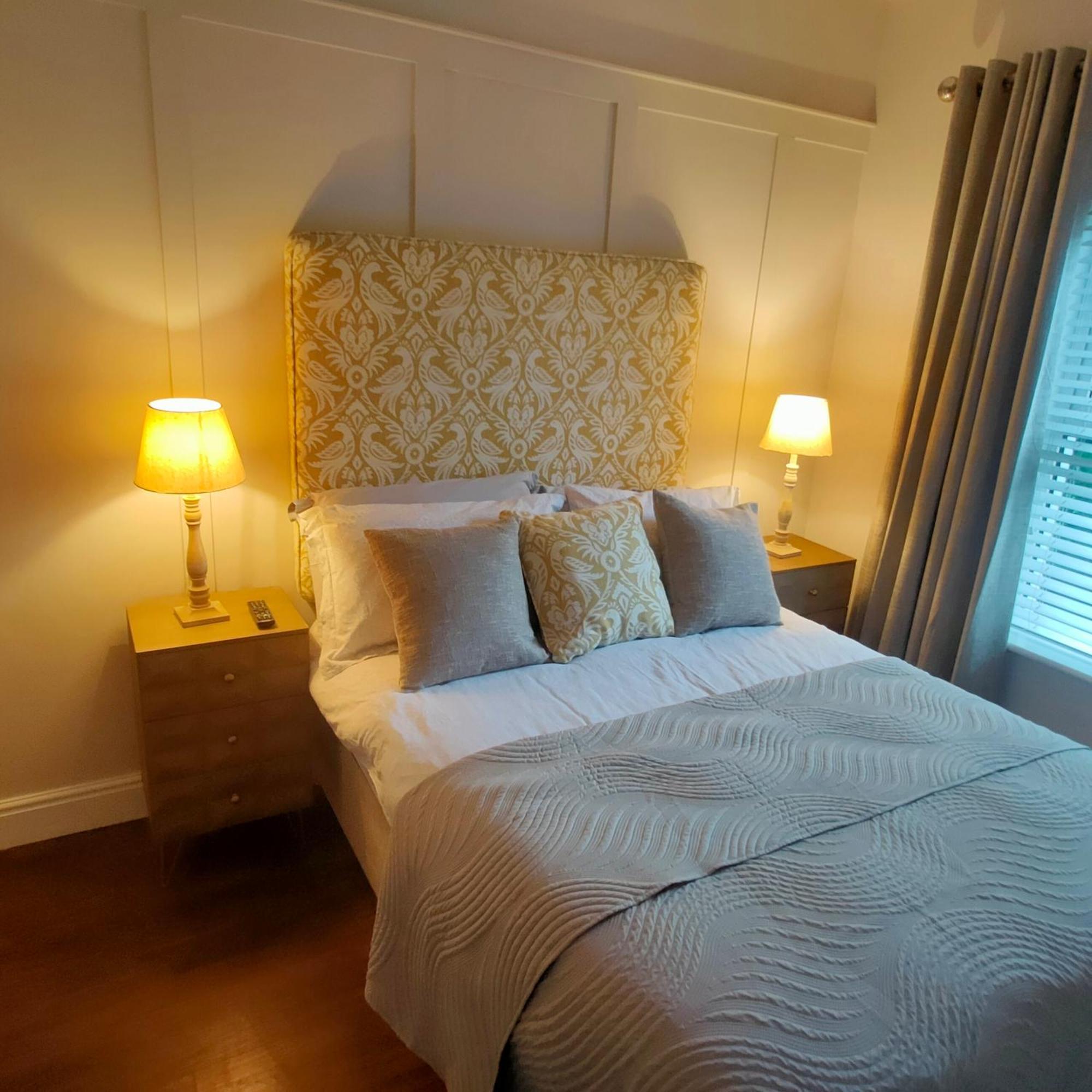 Russell Mews Apartman Ennis Kültér fotó